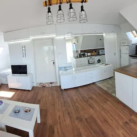 студио велина * Tsarevo